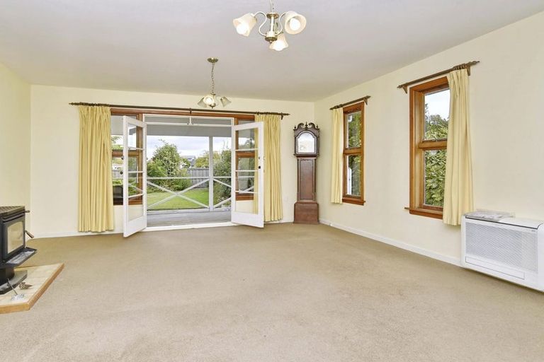 Photo of property in 560 Main North Road, Belfast, Christchurch, 8051