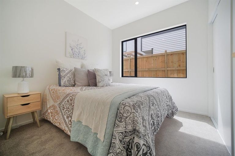 Photo of property in 20a Crestview Rise, Papakura, 2110