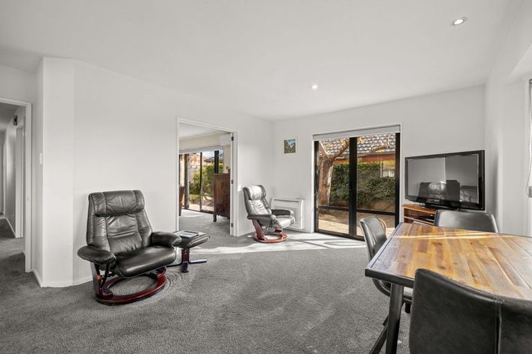 Photo of property in 2 Cataluna Place, Hei Hei, Christchurch, 8042