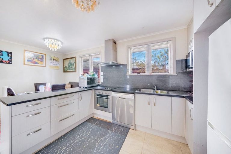 Photo of property in 1/40 Hill Crescent, Papakura, 2110