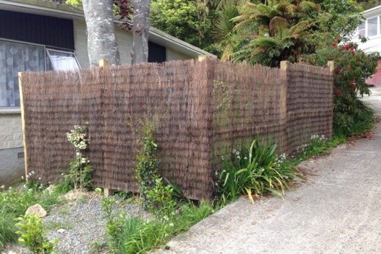 Photo of property in 66 Hine Road, Wainuiomata, Lower Hutt, 5014