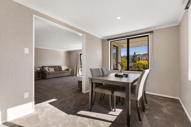 Photo of property in 70 Newcastle Street, Clyde, 9330