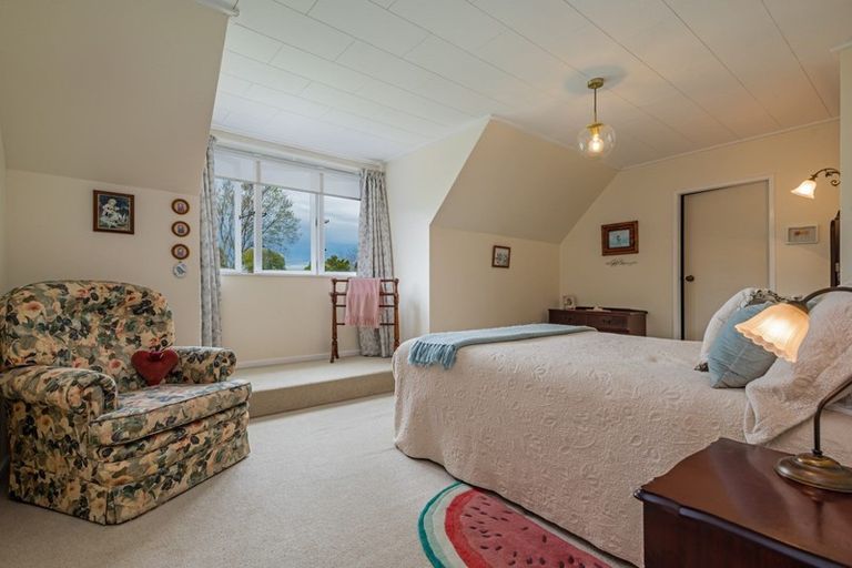 Photo of property in 35 Wanganui Road, Marton, 4710