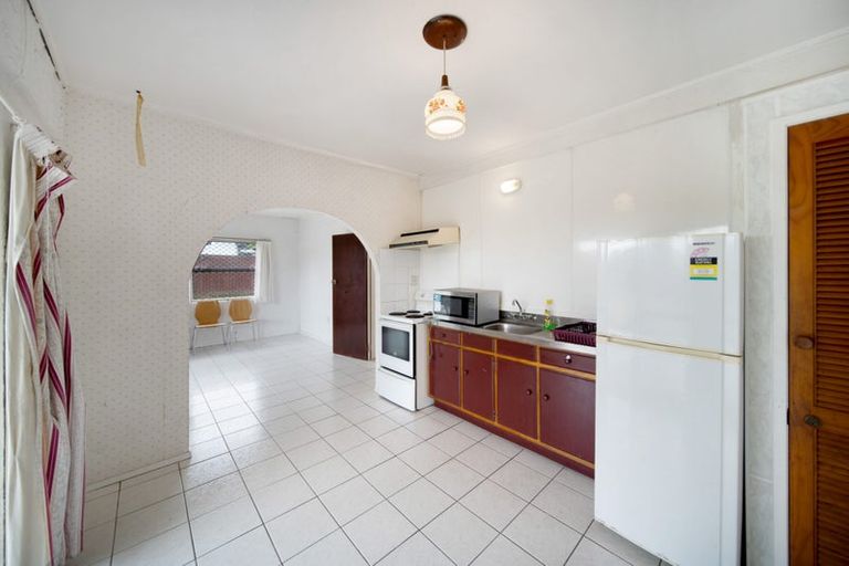 Photo of property in 26 Ewbank Place, Manurewa, Auckland, 2102