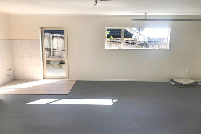 Photo of property in 12 Libnai Avenue, Clover Park, Auckland, 2019