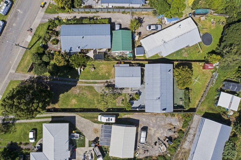 Photo of property in 73 Dunlop Road, Te Puke, 3119