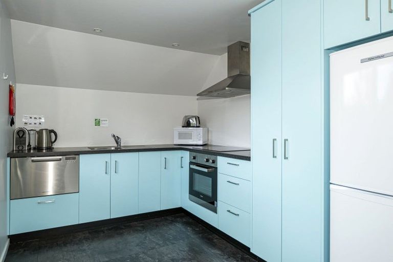 Photo of property in 63 Savage Crescent, West End, Palmerston North, 4412