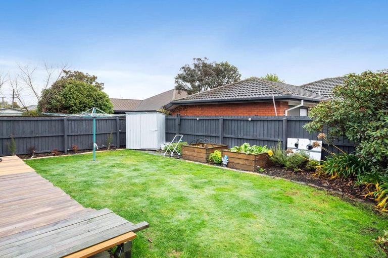 Photo of property in 53 Cutts Road, Russley, Christchurch, 8042