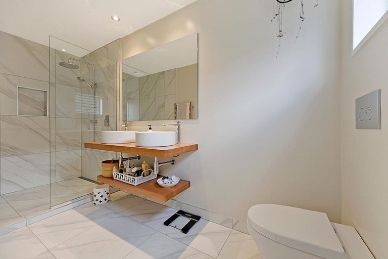 Photo of property in 29 Colina Street, Avonhead, Christchurch, 8042