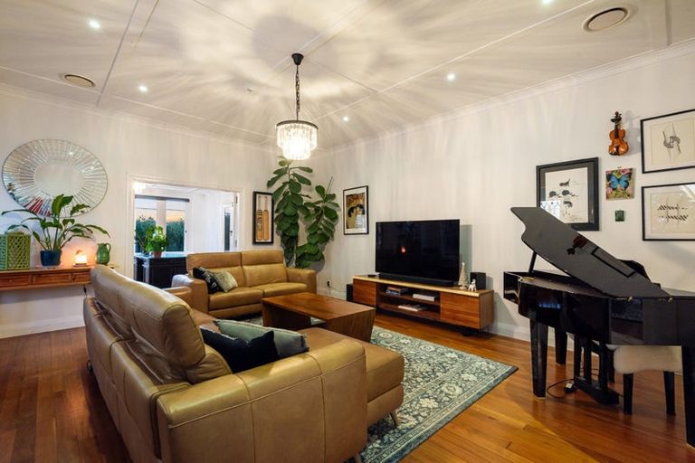 Photo of property in 44 Arone Way, Wainui, Silverdale, 0994