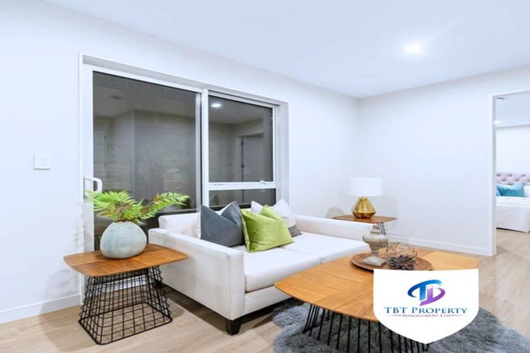 Photo of property in 17 Bushfield Drive, Flat Bush, Auckland, 2019