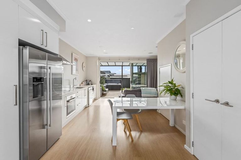 Photo of property in 10 Touhou Road, Hobsonville, Auckland, 0616