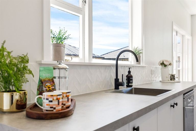 Photo of property in 244 Hoon Hay Road, Hoon Hay, Christchurch, 8025