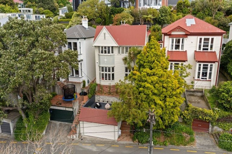 Photo of property in 20 Talavera Terrace, Kelburn, Wellington, 6012