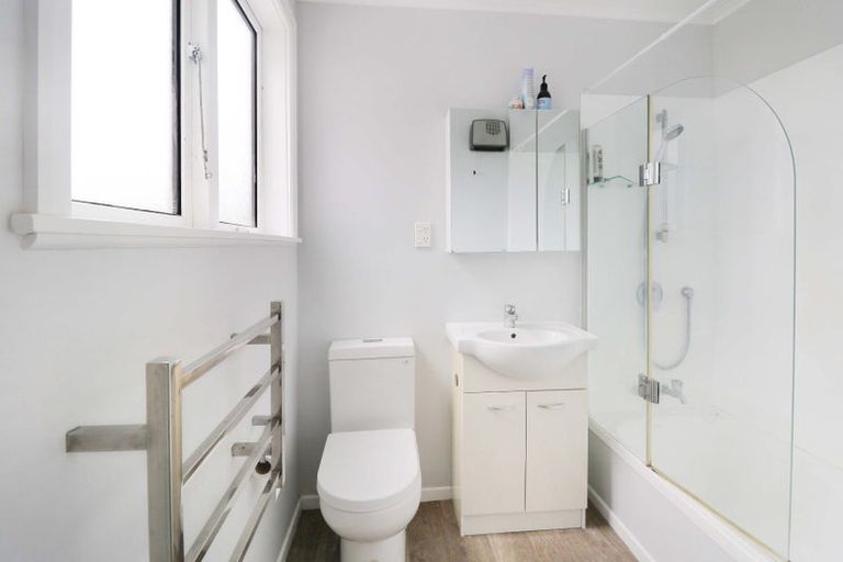 Photo of property in 4 Nepal Place, Khandallah, Wellington, 6035