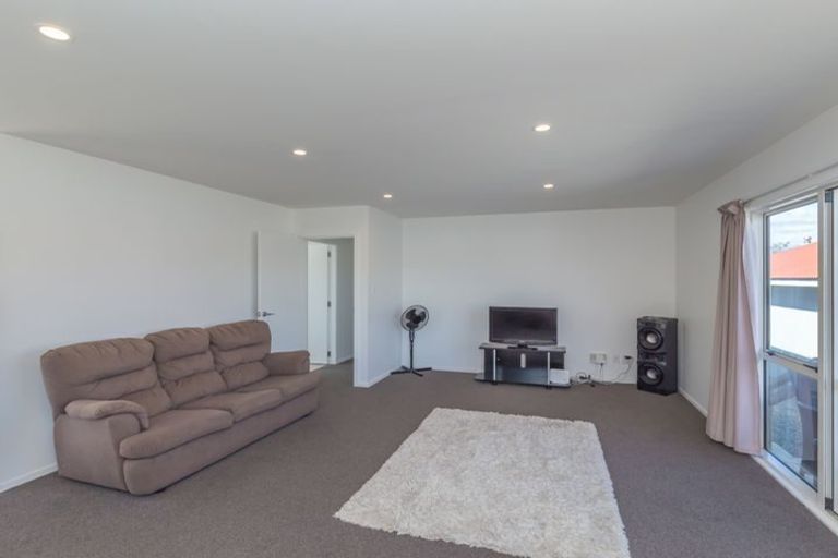 Photo of property in 46 Duke Street, Levin, 5510