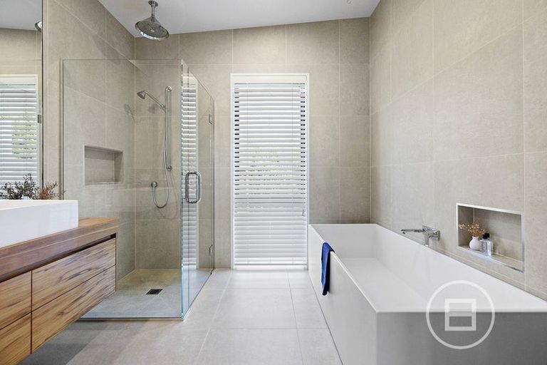 Photo of property in 8 Big Valley Drive, Jacks Point, Queenstown, 9371