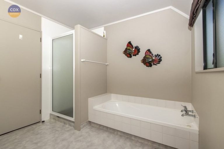 Photo of property in 89a Churchill Drive, Taradale, Napier, 4112