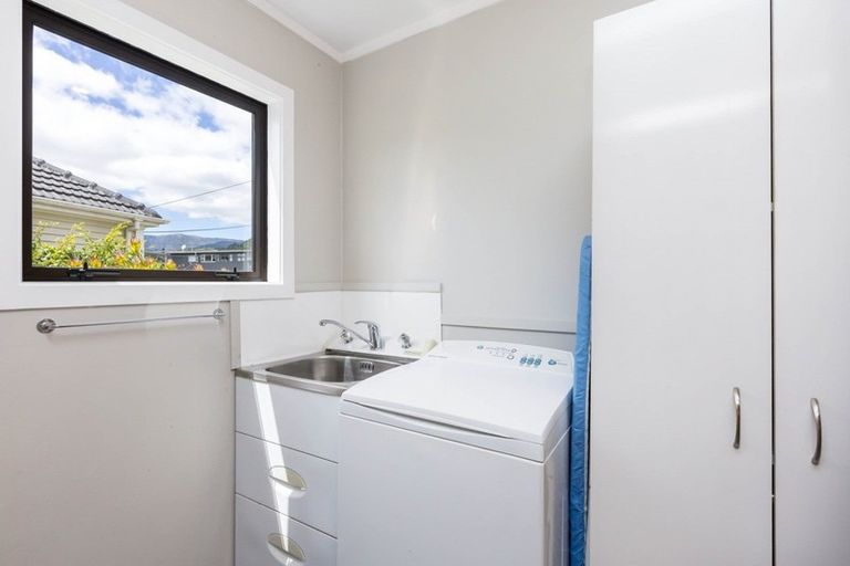 Photo of property in 30f1- Maclean Street, Wallaceville, Upper Hutt, 5018