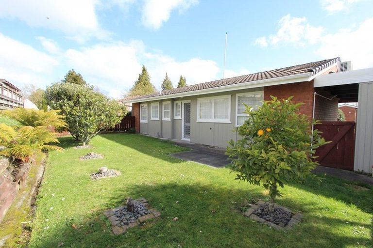 Photo of property in 16 Oak Place, Tokoroa, 3420