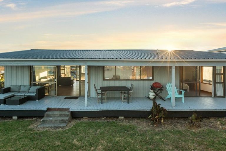 Photo of property in 43 Hanlen Avenue, Waihi Beach, 3611