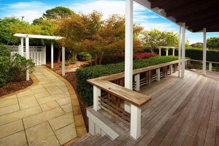 Photo of property in 145 Queen Street, Northcote Point, Auckland, 0627