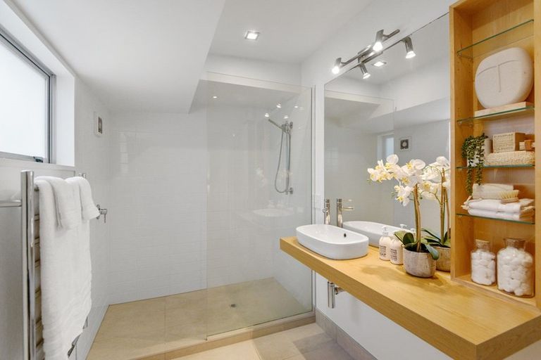 Photo of property in 84b Canon Street, St Albans, Christchurch, 8014