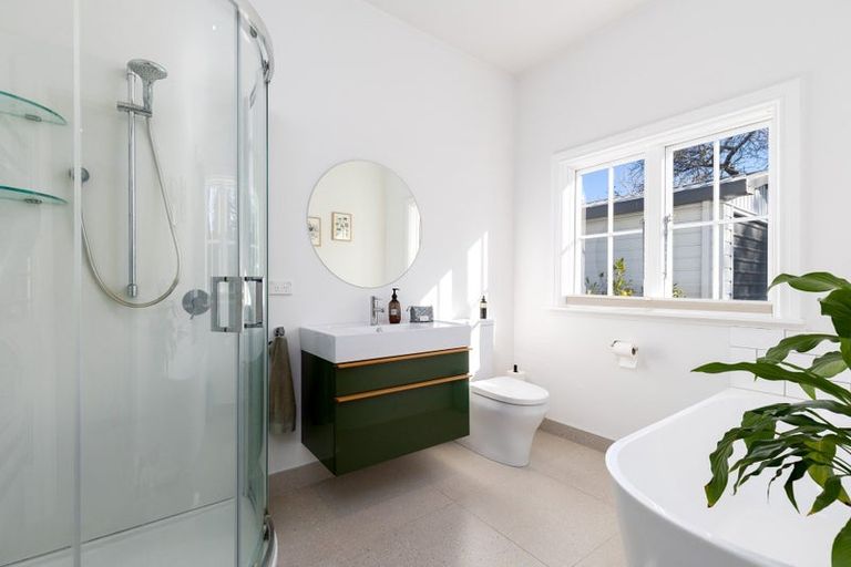 Photo of property in 1 Synagogue Lane, Nelson, 7010