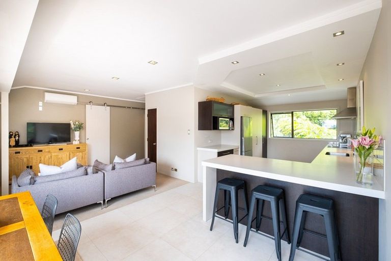 Photo of property in 89 James Cook Street, Havelock North, 4130