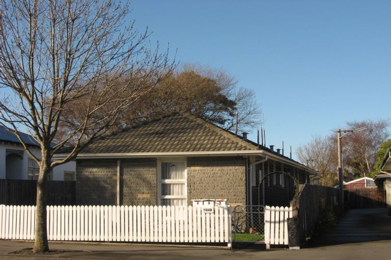 Photo of property in 2/1048 Colombo Street, St Albans, Christchurch, 8014