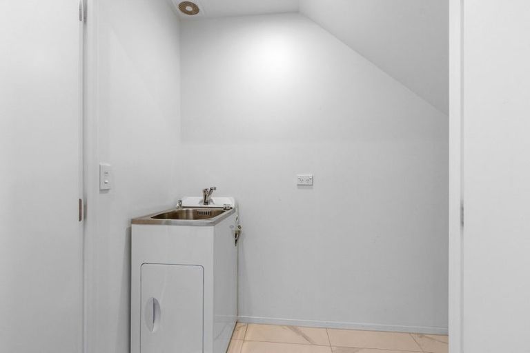 Photo of property in 10/277 Armagh Street, Christchurch Central, Christchurch, 8011