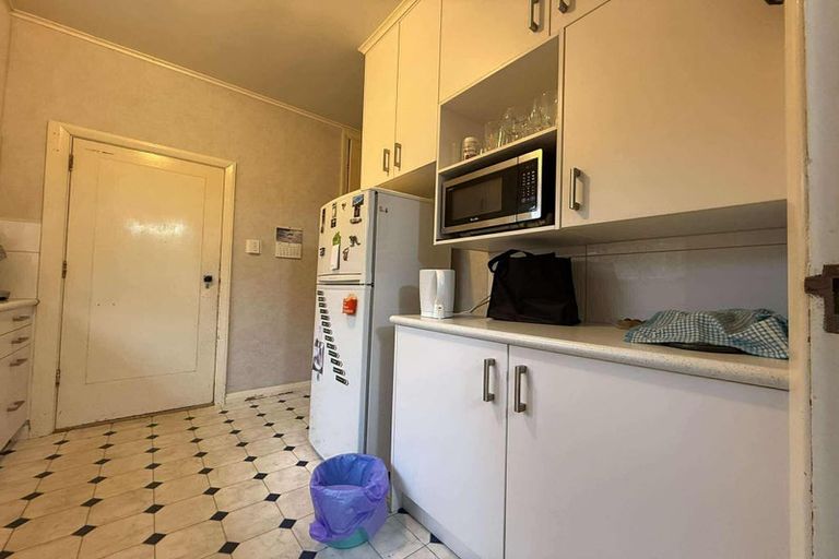 Photo of property in 84 Sunshine Avenue, Karori, Wellington, 6012