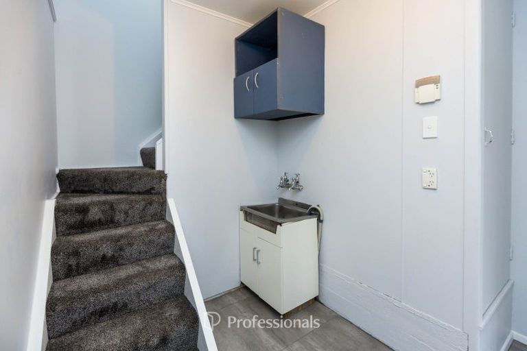 Photo of property in 17 Sunnyview Drive, Brown Owl, Upper Hutt, 5018