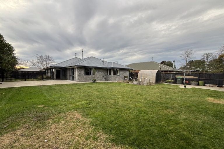 Photo of property in 38 Masefield Drive, Rolleston, 7614