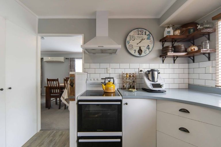 Photo of property in 42 Cromwell Drive, Fitzroy, Hamilton, 3206