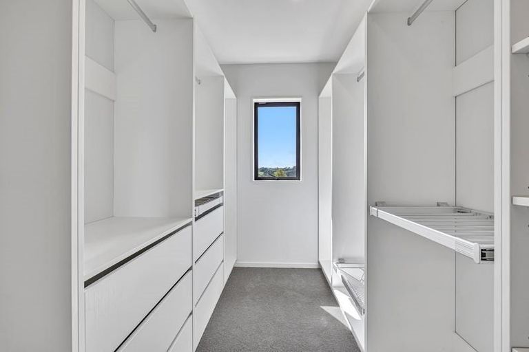 Photo of property in 70 Kaipara Portage Road, Riverhead, 0820