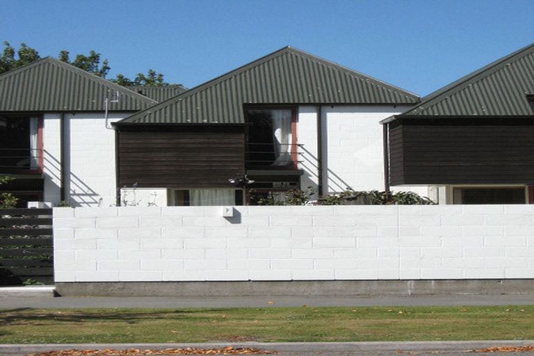 Photo of property in 2/30 Clissold Street, Merivale, Christchurch, 8014