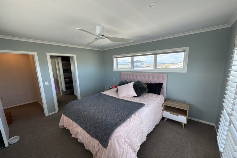 Photo of property in 6 Snappers Lane, Foxton Beach, Foxton, 4815