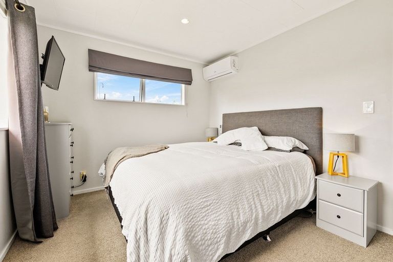 Photo of property in 42a Rautawhiri Road, Helensville, 0800