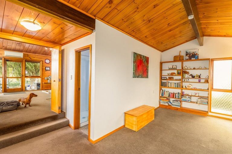 Photo of property in 95 Dunns Avenue, The Pines Beach, 7630
