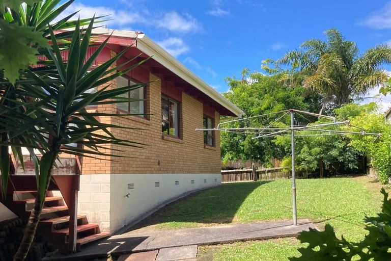 Photo of property in 25 Nui Mana Place, Te Atatu South, Auckland, 0610