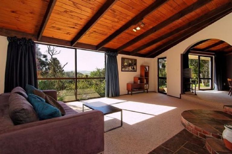 Photo of property in 10 Goudie Road, Helensville, 0875