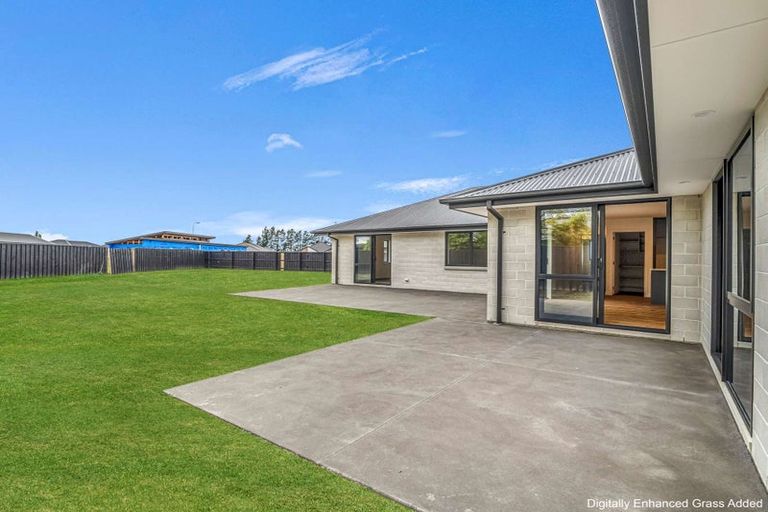 Photo of property in 1 Roach Lane, Amberley, 7481