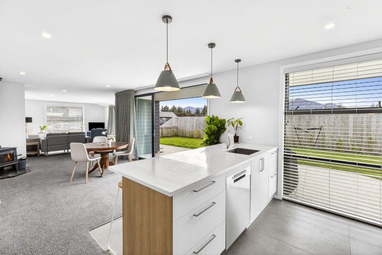 Photo of property in 30 Rua Street, Albert Town, Wanaka, 9305