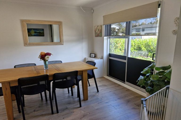 Photo of property in 64 Mettam Drive, Swanson, Auckland, 0614