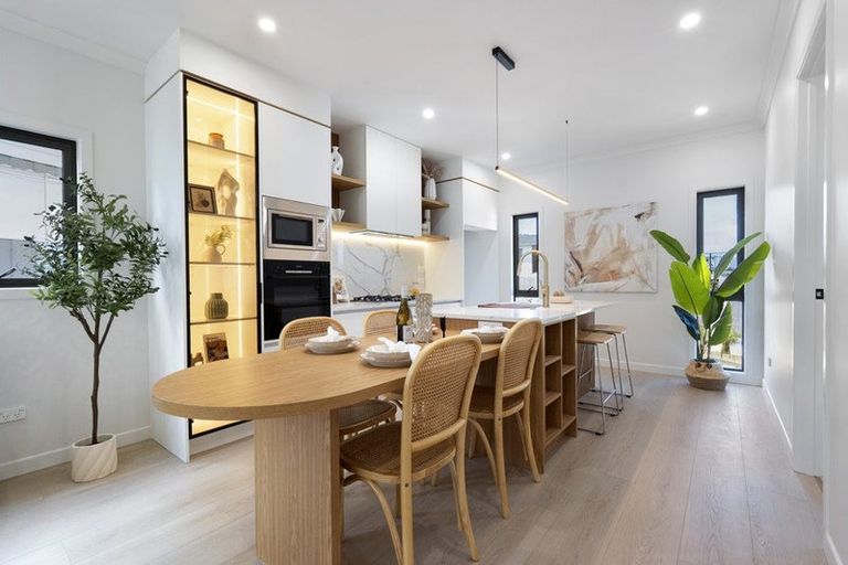 Photo of property in 69d Chivalry Road, Glenfield, Auckland, 0629