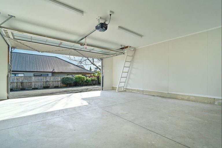 Photo of property in 27 Chambers Street, Havelock North, 4130