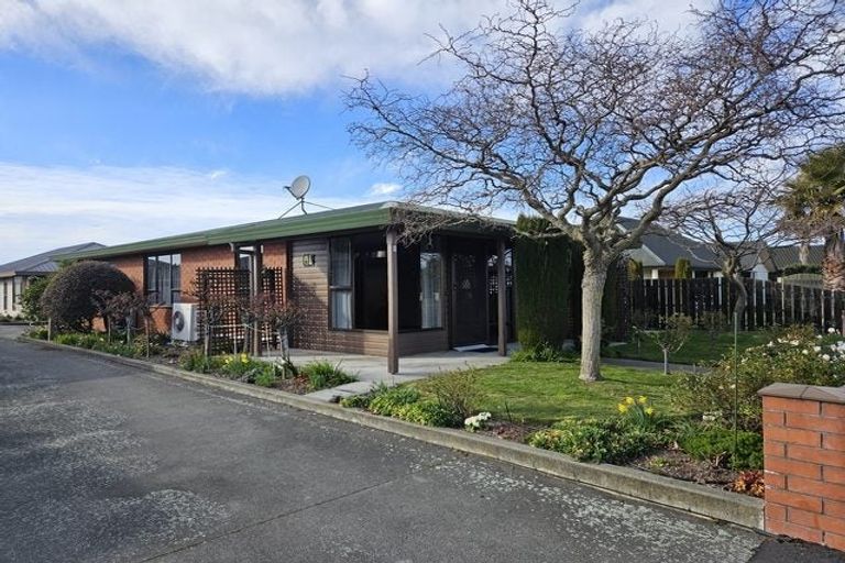 Photo of property in 1/93 Avenue Road, West End, Timaru, 7910