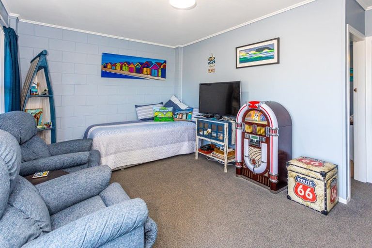 Photo of property in 106u5 Barbara Avenue, Whangamata, 3620