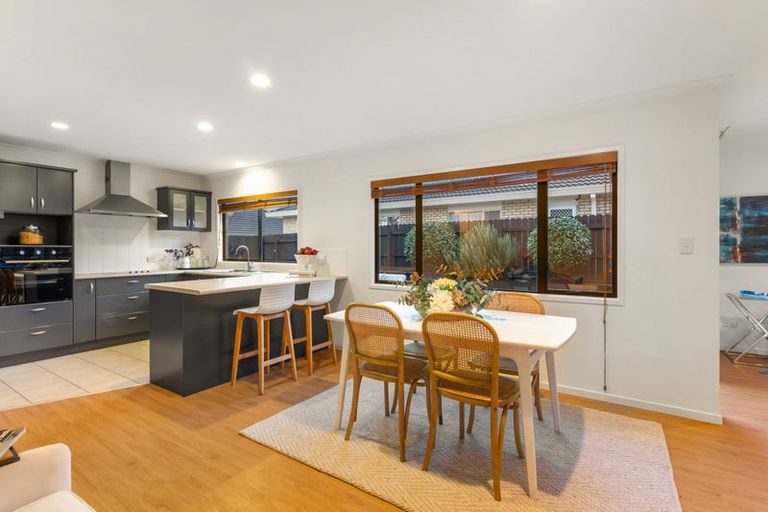 Photo of property in 7 Brittas Place, East Tamaki, Auckland, 2016